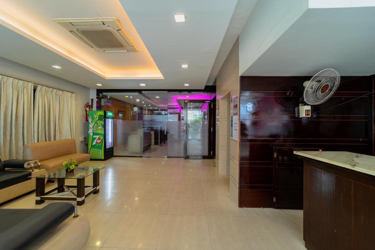 Отель Ranas Residency Tiruchirappalli Экстерьер фото